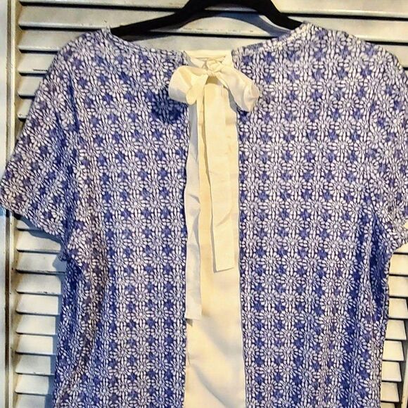 NWT Tommy Hilfiger Lg False Layer Top - Picture 10 of 11